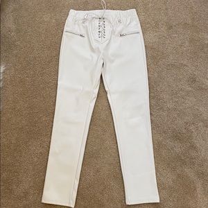 Super cute white leather pants only worn once!!